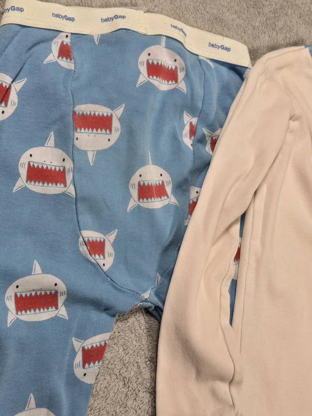 Gap Kids Shark Print Cotton Pajama Set - Blue & Cream